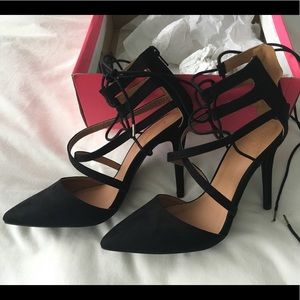 NEW Lace up black heels